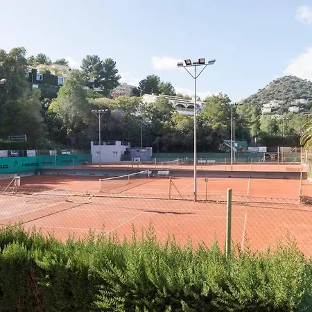 Casa Junto Golf La Sella Y Centro Budista Sakya *