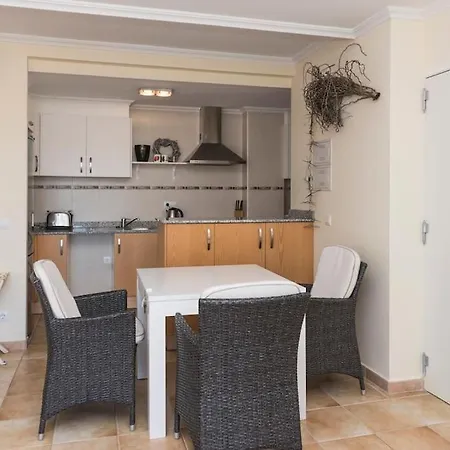 Casa Junto Golf La Sella Y Centro Budista Sakya *